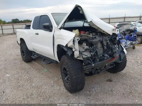 1N6ED1CM2NN656707 2022 NISSAN NAVARA (FRONTIER) - Image 1