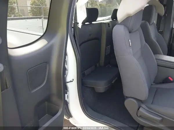 1N6ED1CMXNN675876 2022 NISSAN NAVARA (FRONTIER) - Image 8