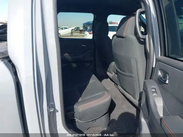 1N6ED1EJ0NN654747 2022 NISSAN NAVARA (FRONTIER) - Image 8