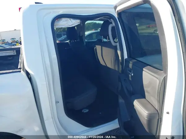 1N6ED1EJ0NN693404 2022 NISSAN NAVARA (FRONTIER) - Image 8
