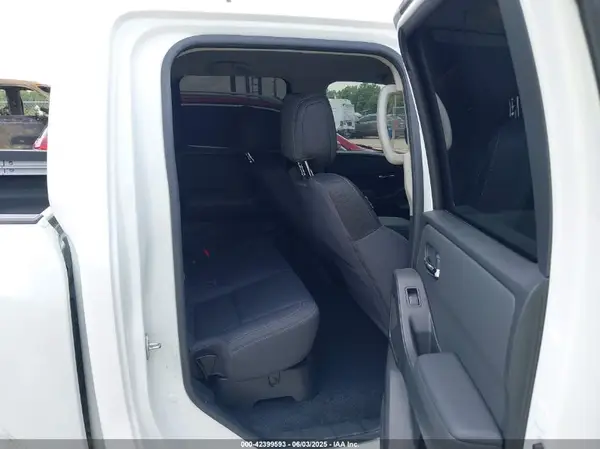 1N6ED1EJ0RN650784 2024 NISSAN NAVARA (FRONTIER) - Image 8