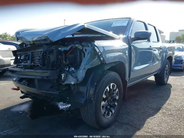1N6ED1EJ2RN665075 2024 NISSAN NAVARA (FRONTIER) - Image 2