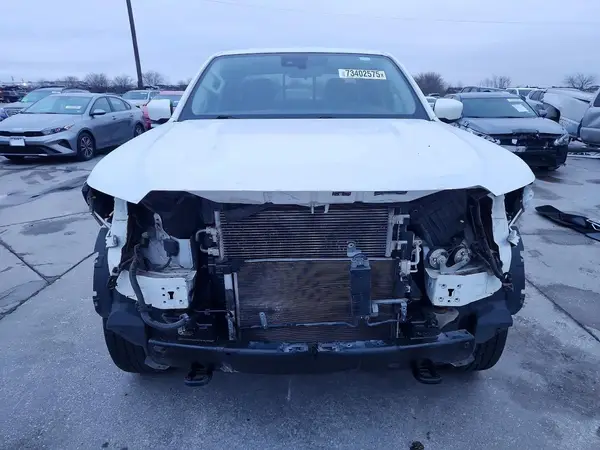 2022 NISSAN NAVARA (FRONTIER) COPART lot 73402575 auction photo 5