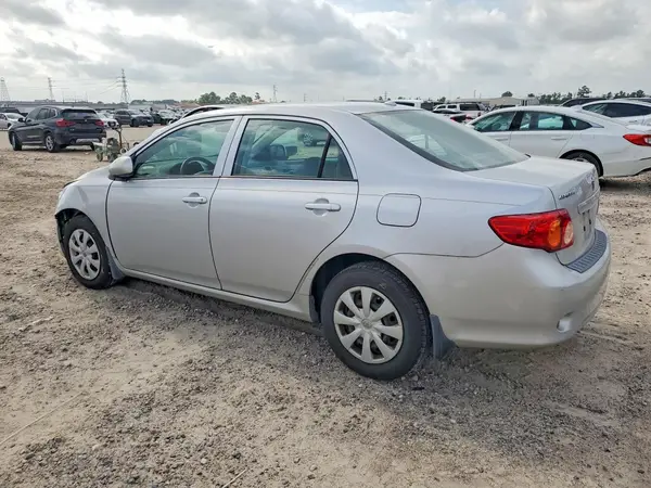 1NXBU40E39Z082341 2025 TOYOTA COROLLA - Image 2
