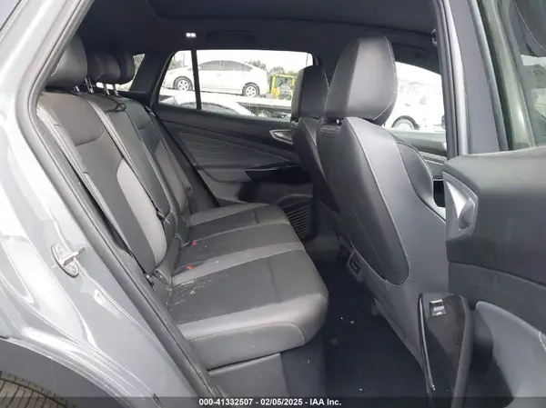 1V25MPE80PC051099 2023 VOLKSWAGEN ID.4 - Image 8