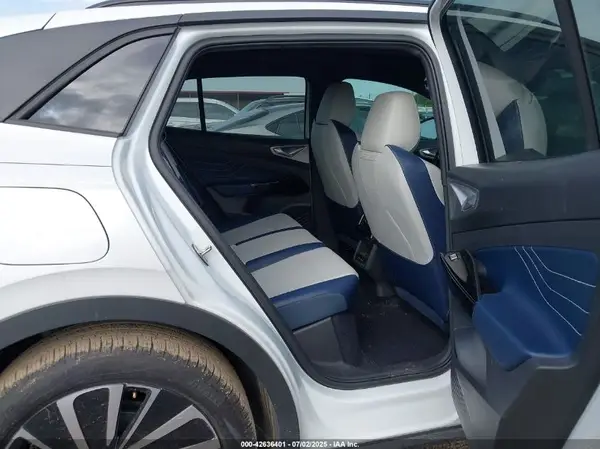 1V25MPE83RC015670 2024 VOLKSWAGEN ID.4 - Image 8
