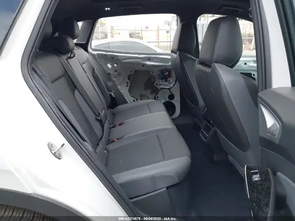 1V25MPE85RC017145 2024 VOLKSWAGEN ID.4 - Image 8