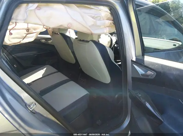 1V25MPE8XRC011115 2024 VOLKSWAGEN ID.4 - Image 8