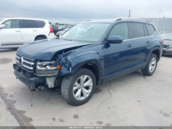 1V2AP2CA0JC540107 2018 VOLKSWAGEN ATLAS - Image 2
