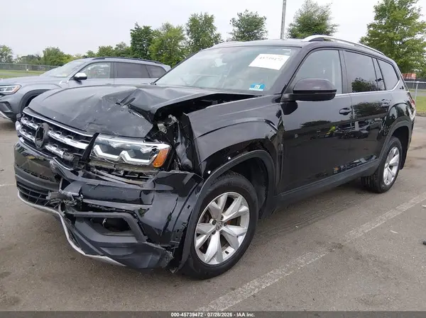 1V2AP2CA1JC598288 2018 VOLKSWAGEN ATLAS - Image 2
