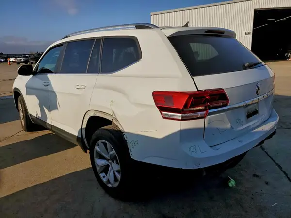 1V2AP2CA1JC598596 2018 VOLKSWAGEN ATLAS - Image 2