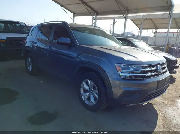 1V2AP2CA2JC599675 2018 VOLKSWAGEN ATLAS - Image 1