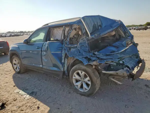 1V2AP2CA2KC586152 2019 VOLKSWAGEN ATLAS - Image 2