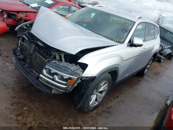 1V2AP2CA3JC531272 2018 VOLKSWAGEN ATLAS - Image 2