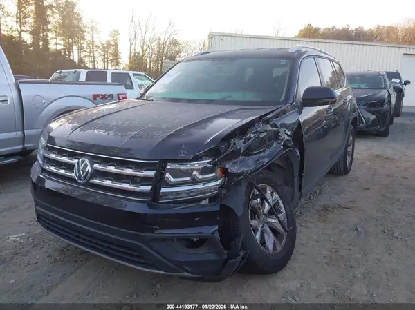 1V2AP2CA3JC540439 2018 VOLKSWAGEN ATLAS - Image 2