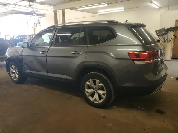 1V2AP2CA4JC599984 2018 VOLKSWAGEN ATLAS - Image 2