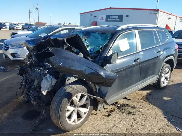 1V2AP2CA6JC530567 2018 VOLKSWAGEN ATLAS - Image 2