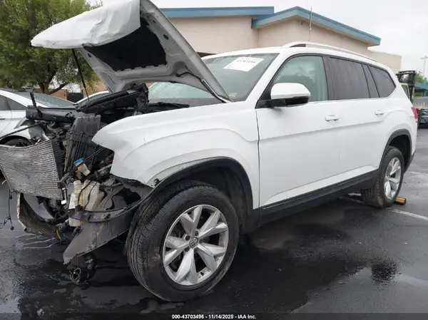1V2AP2CA6JC598125 2018 VOLKSWAGEN ATLAS - Image 2