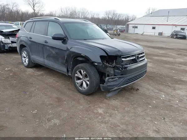 1V2AP2CA7JC531582 2018 VOLKSWAGEN ATLAS