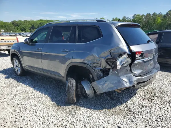 1V2AP2CA8JC582587 2018 VOLKSWAGEN ATLAS - Image 2