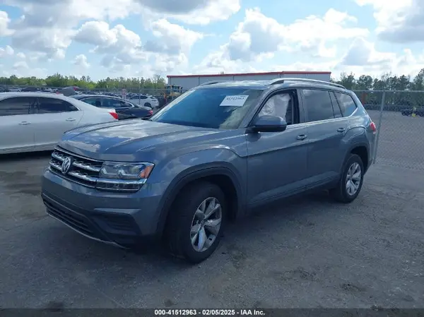 1V2AP2CA8JC599910 2018 VOLKSWAGEN ATLAS - Image 2