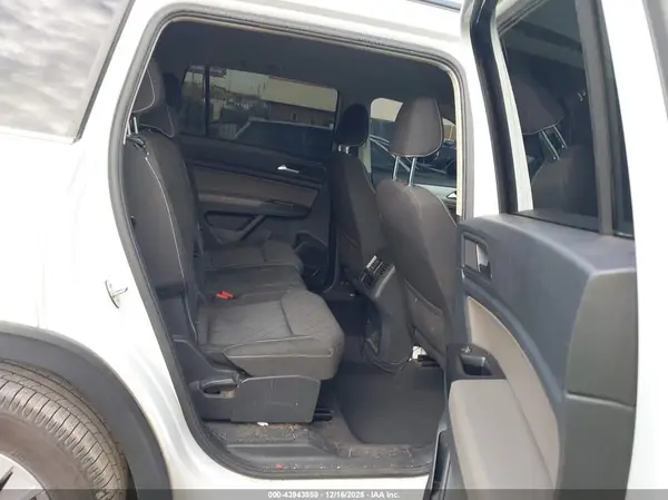 1V2AP2CA8MC560576 2021 VOLKSWAGEN ATLAS - Image 8