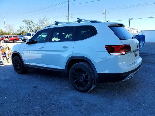 1V2AP2CA9JC535830 2018 VOLKSWAGEN ATLAS - Image 2