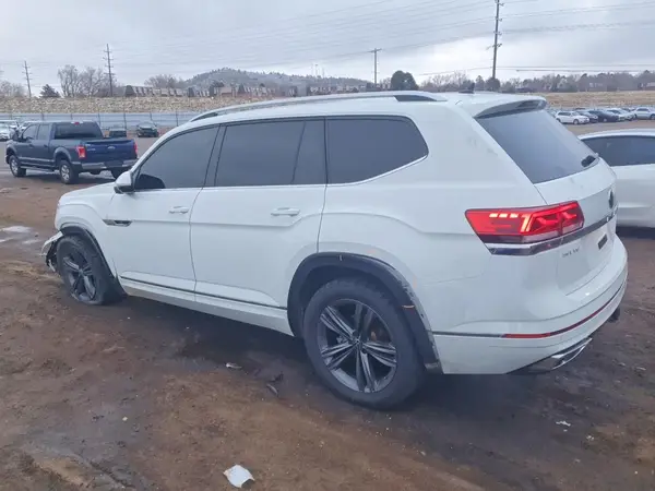 1V2AR2CA1NC511313 2022 VOLKSWAGEN ATLAS - Image 2