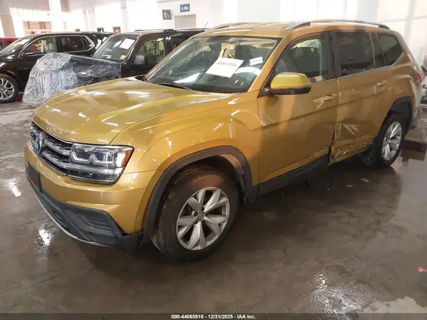 1V2AR2CA4JC519495 2018 VOLKSWAGEN ATLAS - Image 2