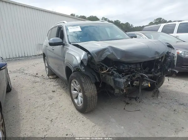 1V2AR2CA4JC536460 2018 VOLKSWAGEN ATLAS - Image 1