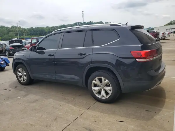 1V2AR2CA5JC538489 2018 VOLKSWAGEN ATLAS - Image 2