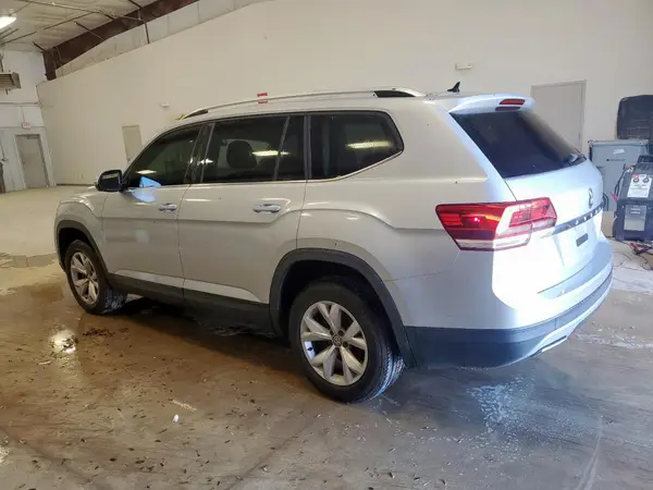 1V2AR2CA5JC541327 2018 VOLKSWAGEN ATLAS - Image 2