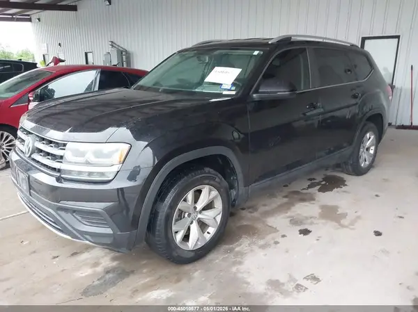1V2AR2CA5JC589281 2018 VOLKSWAGEN ATLAS - Image 2