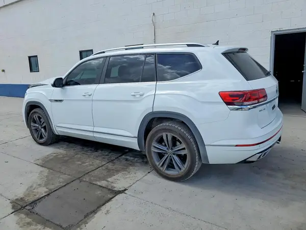 1V2AR2CA6NC520105 2022 VOLKSWAGEN ATLAS - Image 2