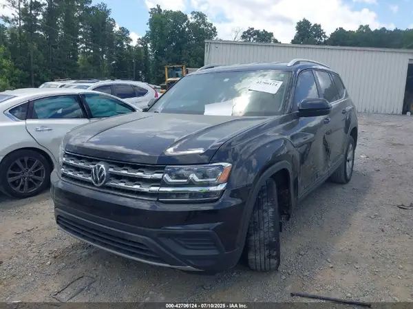 1V2AR2CA7JC570747 2018 VOLKSWAGEN ATLAS - Image 2