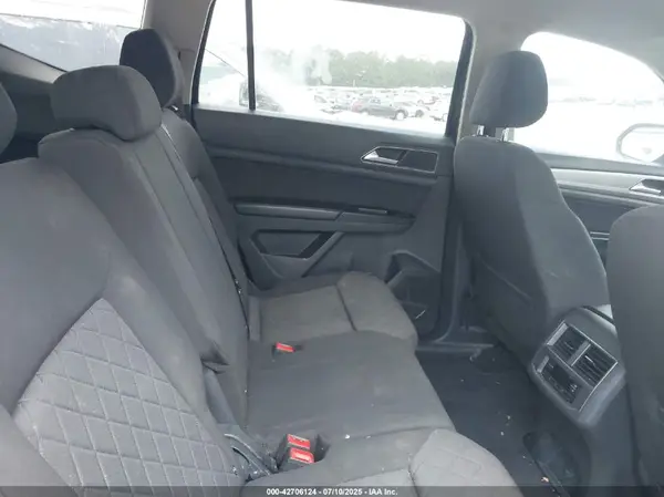 1V2AR2CA7JC570747 2018 VOLKSWAGEN ATLAS - Image 8