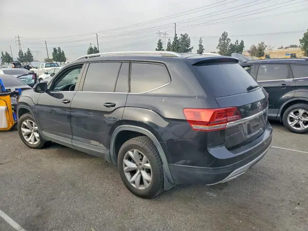 1V2AR2CA8JC554606 2018 VOLKSWAGEN ATLAS - Image 2