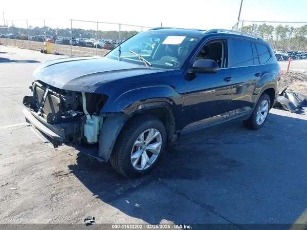 1V2AR2CA9JC536034 2018 VOLKSWAGEN ATLAS - Image 2