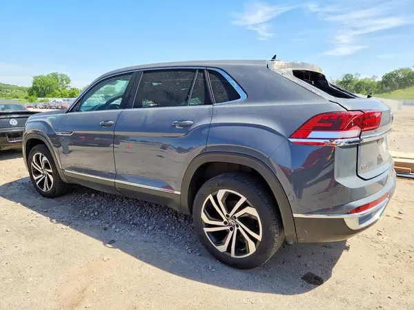 1V2BC2CA2NC213570 2022 VOLKSWAGEN ATLAS - Image 2