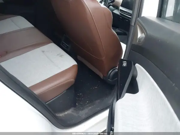 1V2BMPE82RC013248 2024 VOLKSWAGEN ID.4 - Image 8