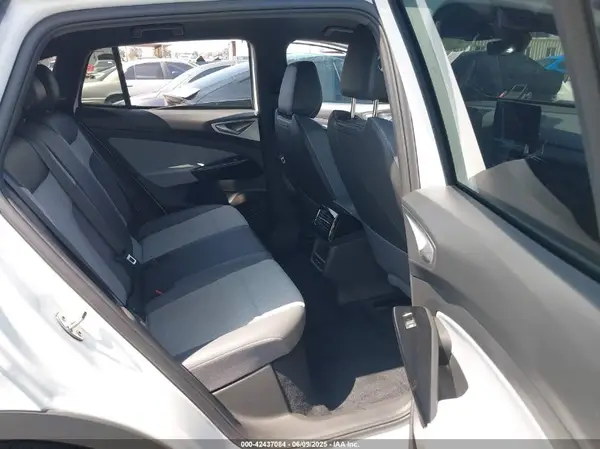 1V2BMPE8XRC006824 2024 VOLKSWAGEN ID.4 - Image 8