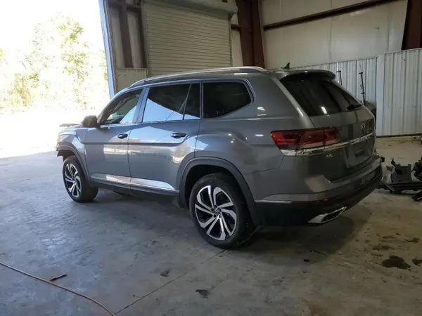 1V2BP2CA0NC519011 2022 VOLKSWAGEN ATLAS - Image 2