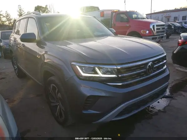 1V2BP2CA0NC524970 2022 VOLKSWAGEN ATLAS - Image 1