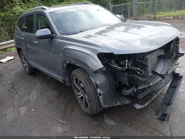 1V2BP2CA5NC517965 2022 VOLKSWAGEN ATLAS - Image 1