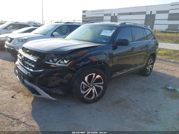 1V2BR2CA0NC557008 2022 VOLKSWAGEN ATLAS - Image 2