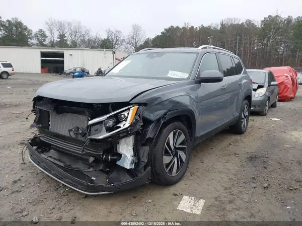 1V2BR2CA0SC533156 2025 VOLKSWAGEN ATLAS - Image 2