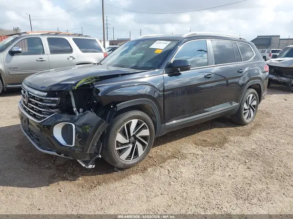 1V2BR2CA0SC535909 2025 VOLKSWAGEN ATLAS - Image 2
