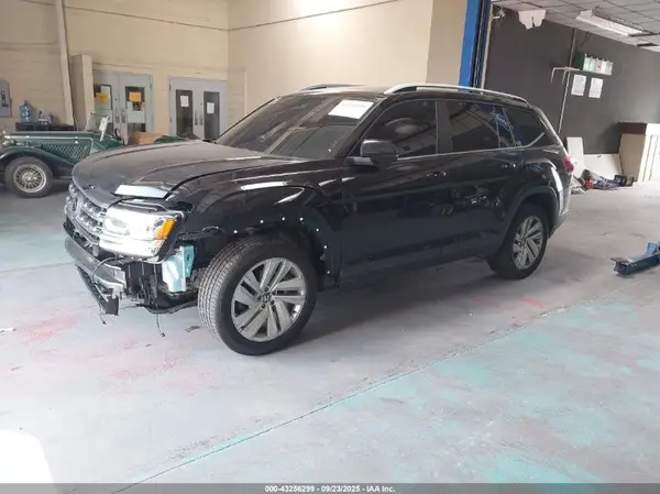 1V2BR2CA1JC510063 2018 VOLKSWAGEN ATLAS - Image 2