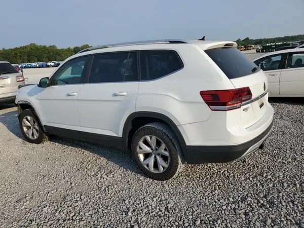 1V2BR2CA1JC513318 2018 VOLKSWAGEN ATLAS - Image 2