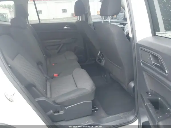 1V2BR2CA2JC512016 2018 VOLKSWAGEN ATLAS - Image 8